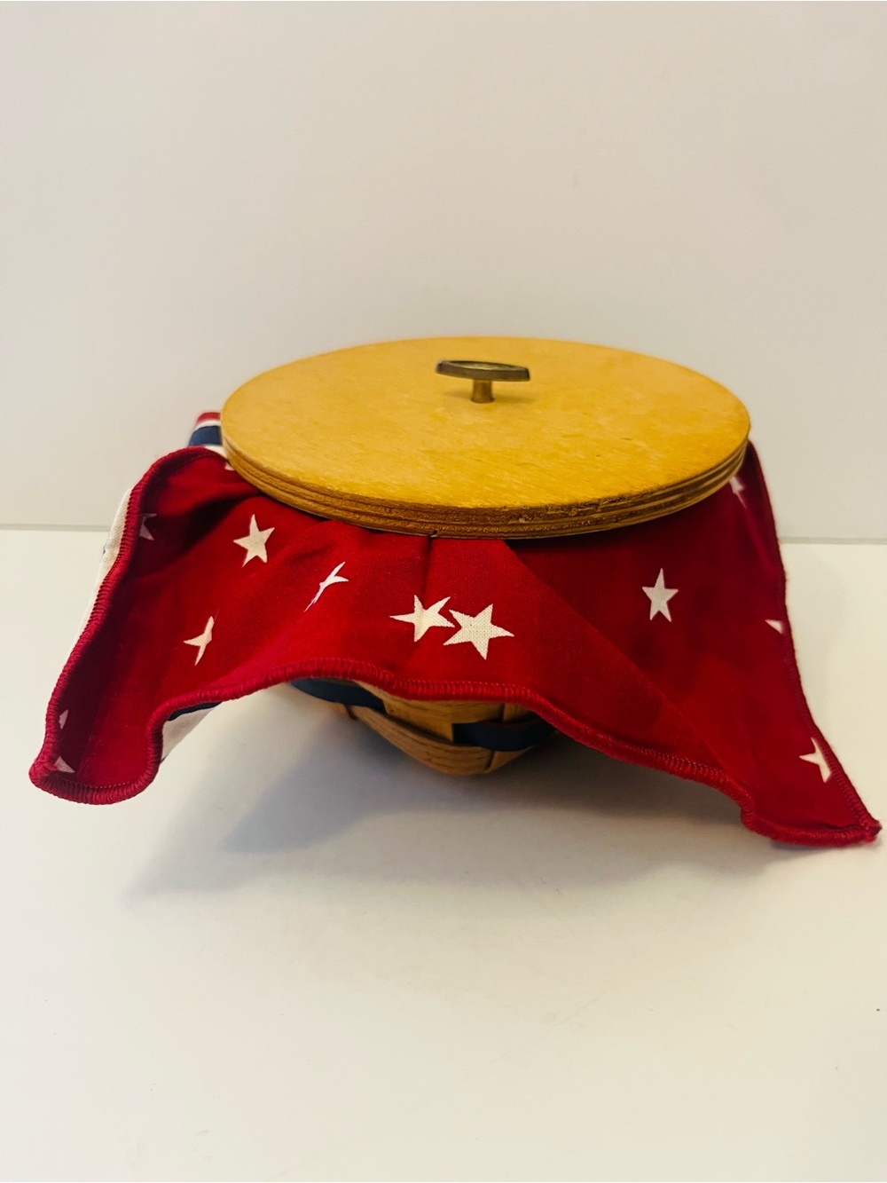 Peterboro God Bless America Musical Patriotic Round Basket Red White Blue Liner